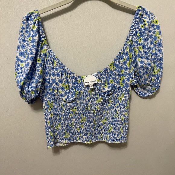 Skylar + Madison Blue Floral Top - Picture 1 of 3